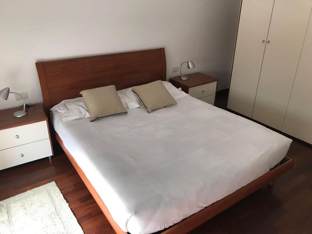 Hll Hotel Lungolago Lecco-Como Lake Zewnętrze zdjęcie
